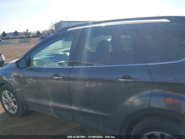 1FMCU0GD6HUB65903 Ford ESCAPE SE