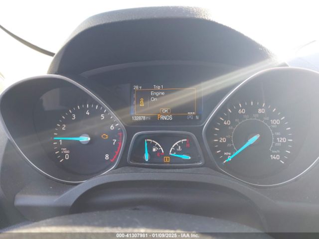 1FMCU0GD6HUB65903 Ford ESCAPE SE
