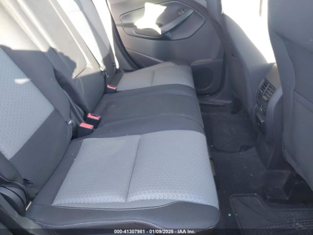1FMCU0GD6HUB65903 Ford ESCAPE SE