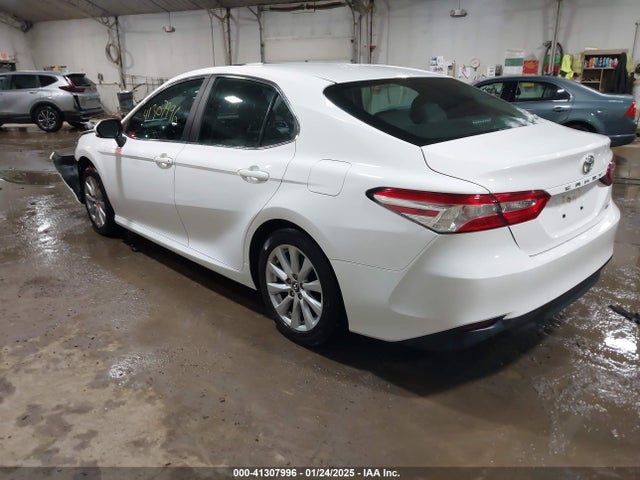 4T1B11HK7JU141526 Toyota CAMRY LE