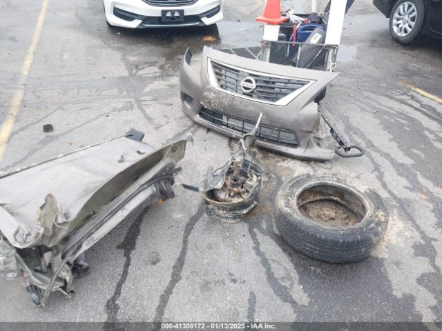 3N1CN7AP3EL870633 Nissan Versa 1.6 Sv