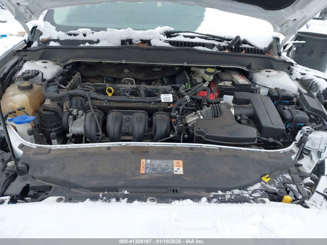 1FA6P0H78G5108246 Ford FUSION SE