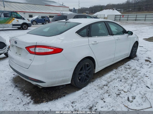 1FA6P0H78G5108246 Ford FUSION SE