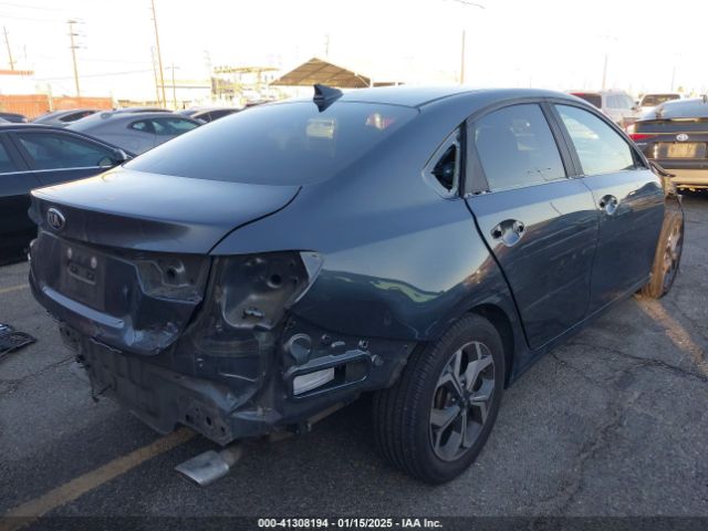 3KPF24AD1ME369590 KIA Forte Lxs