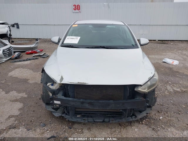 Hyundai ELANTRA SEL 2018 5NPD84LF0JH248187 Image 13
