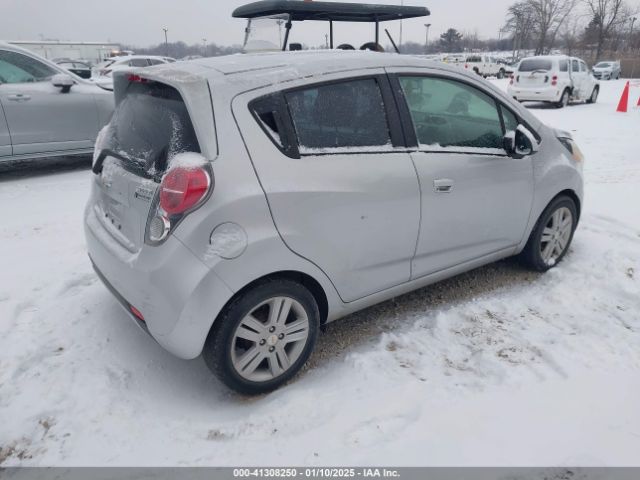 KL8CD6S99EC407667 Chevrolet Spark 1lt Auto