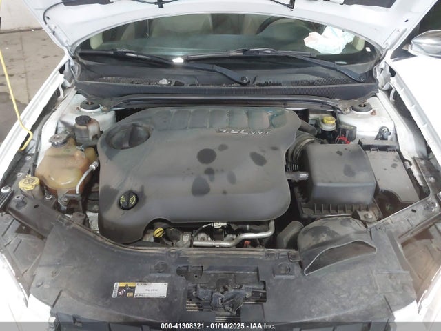 Chrysler 200 Limited 2014 1C3CCBCG8EN159128 Image 10