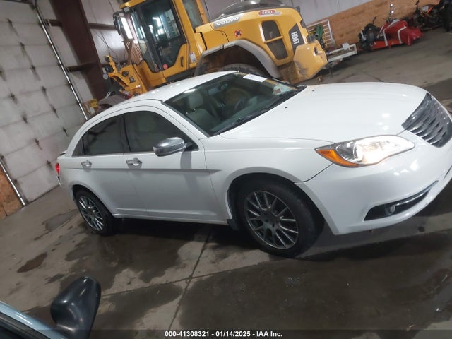 Chrysler 200 Limited 2014 1C3CCBCG8EN159128 Image 13