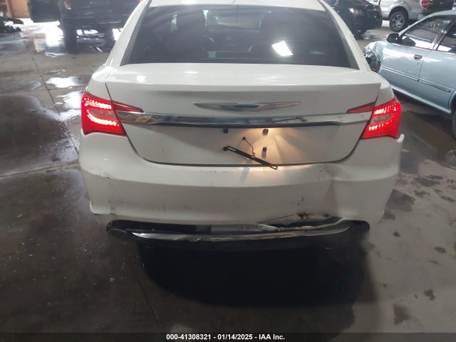 Chrysler 200 Limited 2014 1C3CCBCG8EN159128 Image 6