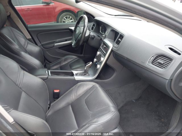 YV126MFL9J2453341 Volvo S60 T5 Dynamic
