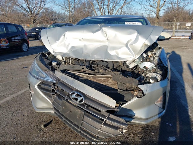KMHD84LFXKU731219 Hyundai ELANTRA SEL