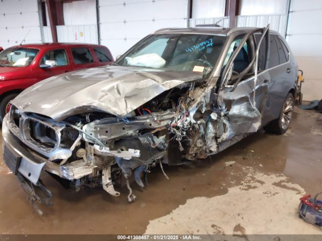 2018 BMW X5 5UXKR2C53J0X07711 Photo 1