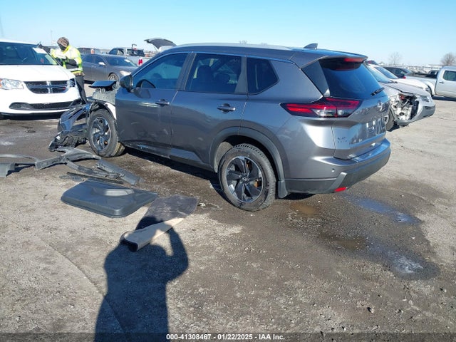 5N1BT3BAXRC724597 Nissan Rogue Sv Fwd