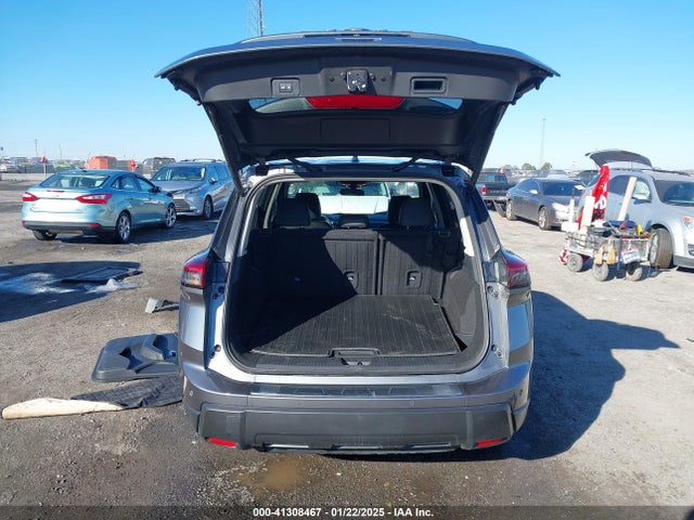 5N1BT3BAXRC724597 Nissan Rogue Sv Fwd