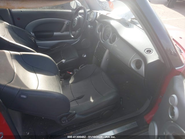 2002 MINI COOPER WMWRC33472TC32904 Photo 4