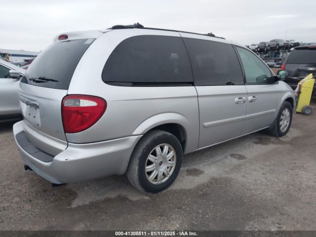 2005 CHRYSLER TOWN & COUNTRY 2C4GP54L35R263284 Photo 3
