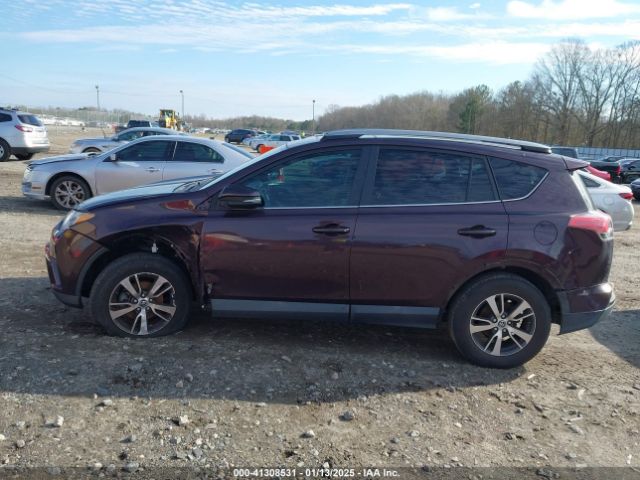 2T3WFREV9HW350249 Toyota Rav4 Xle