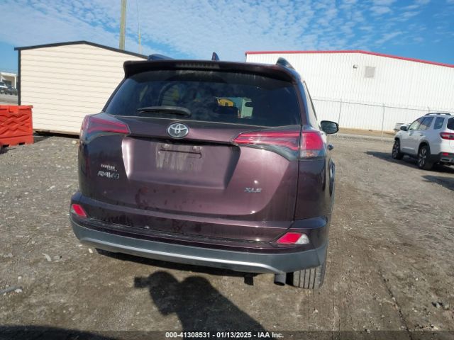 2T3WFREV9HW350249 Toyota Rav4 Xle