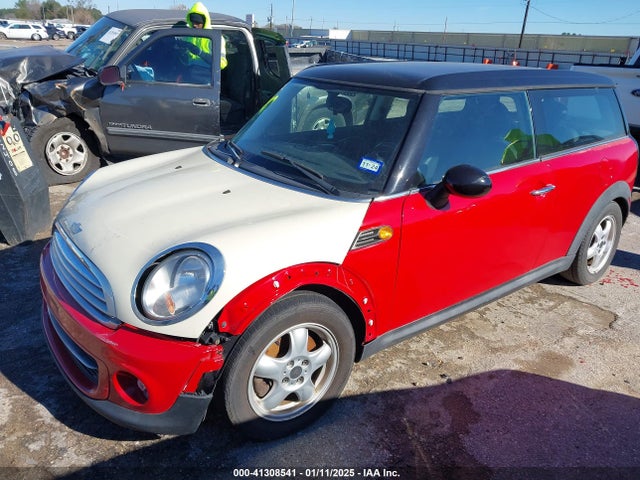 2012 MINI COOPER CLUBMAN WMWZF3C55CT190456 Photo 1