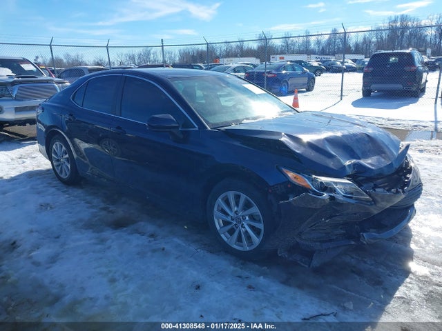 Toyota CAMRY LE 2021 4T1C11AKXMU436719 Image 1
