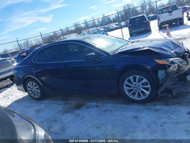 Toyota CAMRY LE 2021 4T1C11AKXMU436719 Image 13