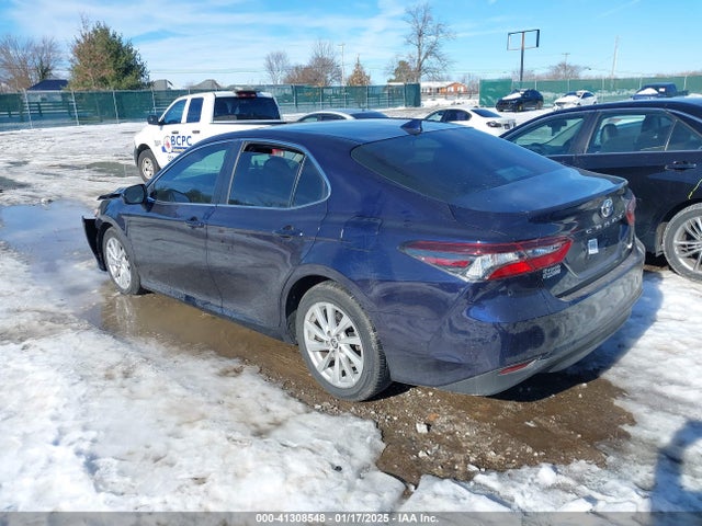 Toyota CAMRY LE 2021 4T1C11AKXMU436719 Image 3