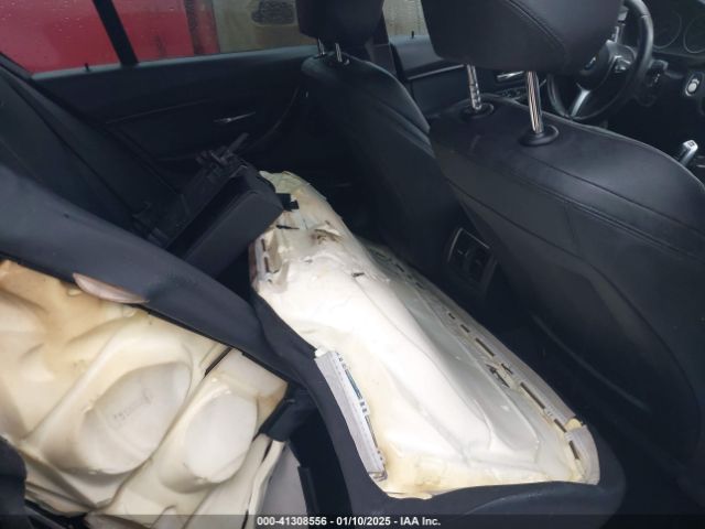 2017 BMW 320I WBA8E1G34HNU15814 Photo 7