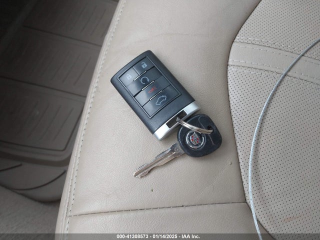 2008 CADILLAC CTS 1G6DM577X80126838 Photo 10