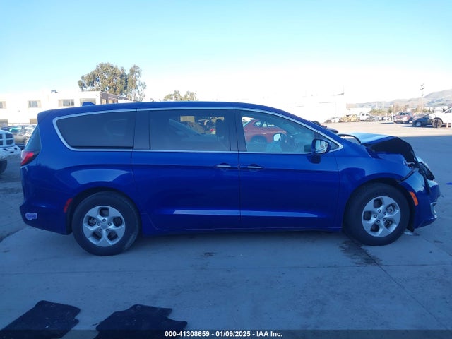 2C4RC1H79JR262354 Chrysler Pacifica Hybrid Touring Plus