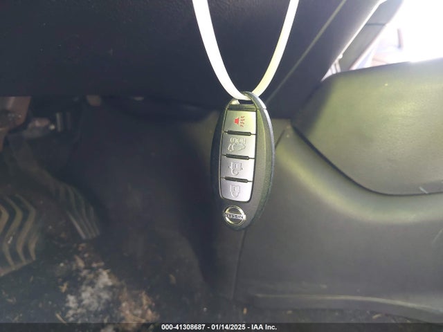 5N1AT2MV1FC916265 Nissan ROGUE SV