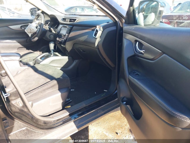 5N1AT2MV1FC916265 Nissan ROGUE SV
