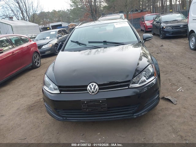 3VWC17AU2GM517888 Volkswagen Golf Sportwagen Tsi S 4-door