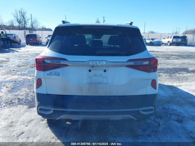 KNDERCAA6N7321012 KIA SELTOS EX