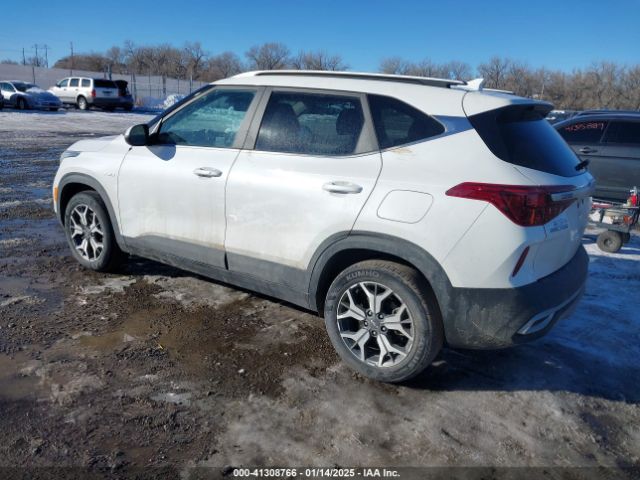 KNDERCAA6N7321012 KIA SELTOS EX