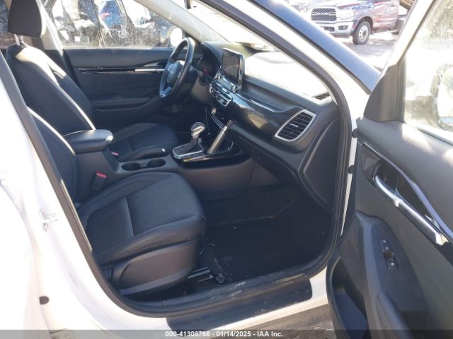 KNDERCAA6N7321012 KIA SELTOS EX