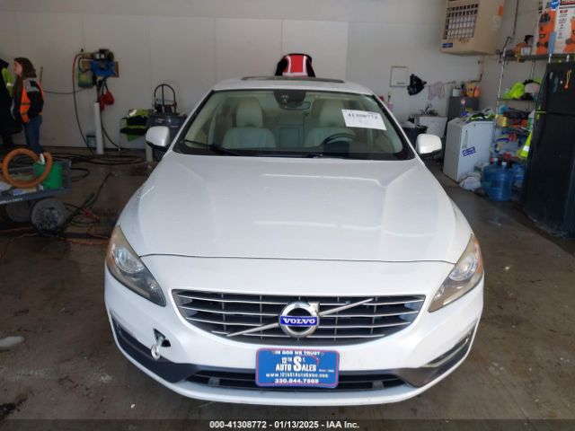 YV126MFKXG2410966 Volvo S60 T5 Drive-e Premier
