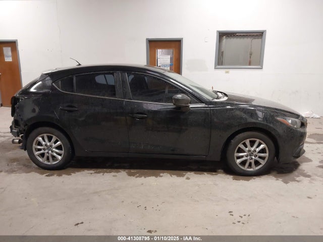 Mazda Mazda3 I Touring 2014 JM1BM1L76E1101167 Image 14