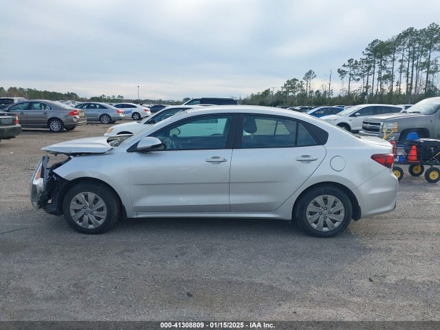 3KPA24AB3KE184852 KIA RIO LX