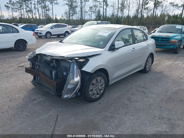 3KPA24AB3KE184852 KIA RIO LX