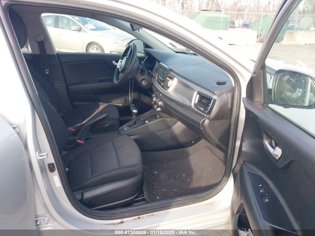 3KPA24AB3KE184852 KIA RIO LX