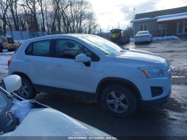 3GNCJNSB1GL231211 Chevrolet Trax 1ls