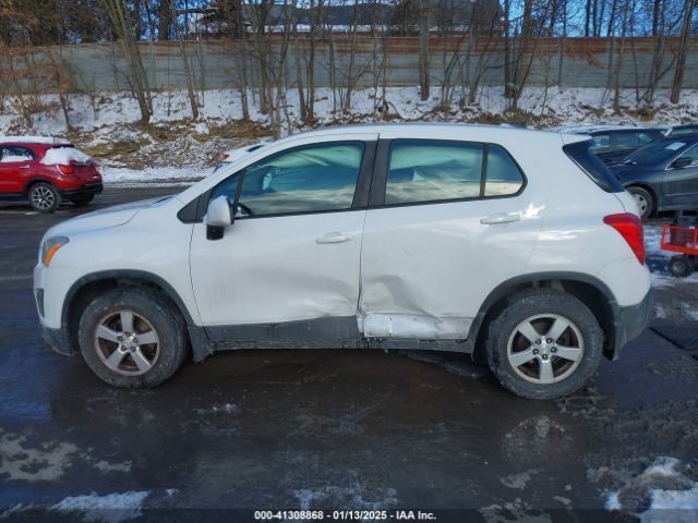 3GNCJNSB1GL231211 Chevrolet Trax 1ls