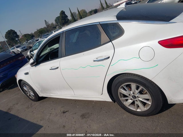 KIA Optima Lx 2016 5XXGT4L35GG120193 Image 13