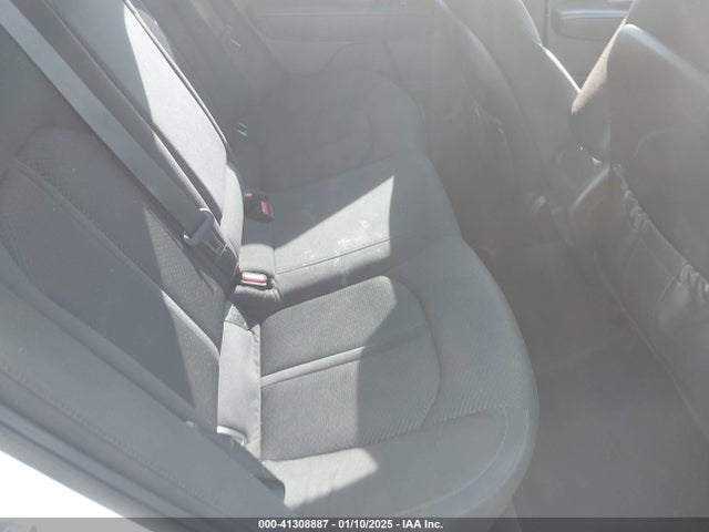 KIA Optima Lx 2016 5XXGT4L35GG120193 Image 8