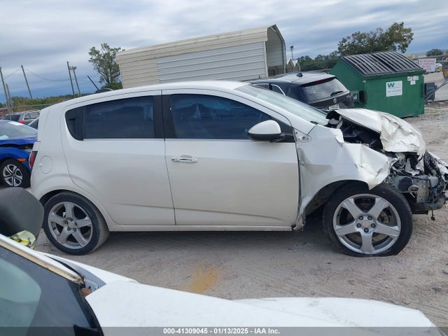 Chevrolet Sonic 2015 1G1JE6SB6F4194597 Image 13