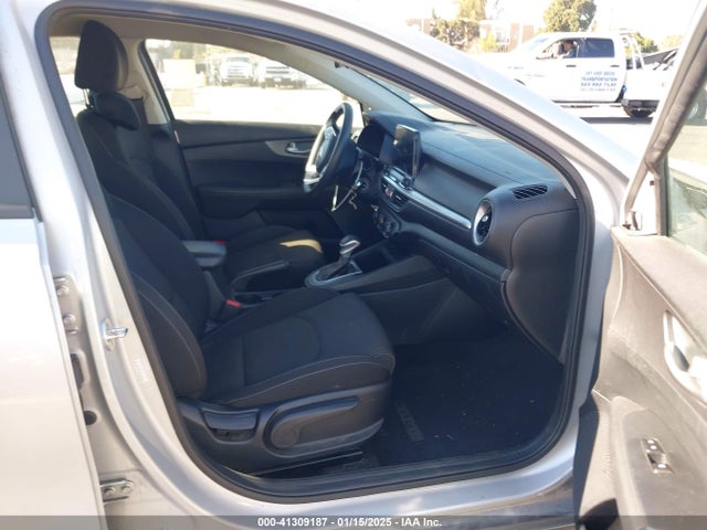 3KPF24AD4ME296196 KIA Forte