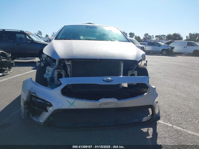 3KPF24AD4ME296196 KIA Forte