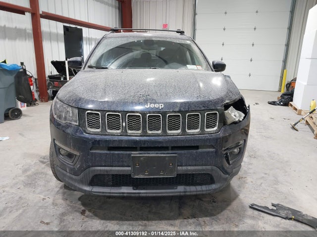 Jeep Compass 2018 3C4NJDBB9JT480164 Image 12