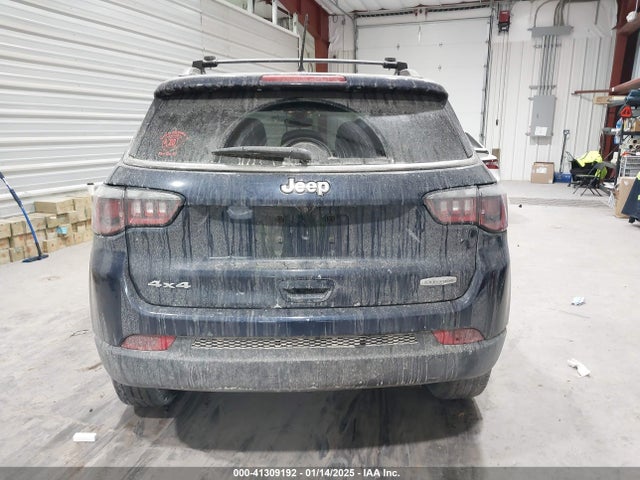Jeep Compass 2018 3C4NJDBB9JT480164 Image 16