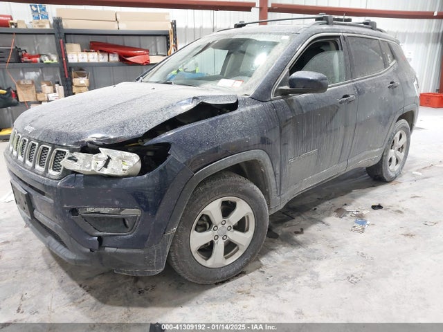 Jeep Compass 2018 3C4NJDBB9JT480164 Image 2